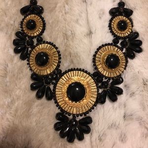 Statement necklace